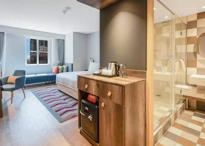 Hampton By Hilton Sandton Grayston
